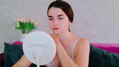 arielstonks_lovee online show from October 1, 2025, 2:06 am