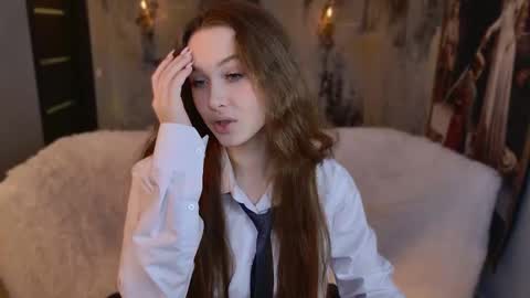 arielsykes online show from December 3, 2025, 7:12 pm