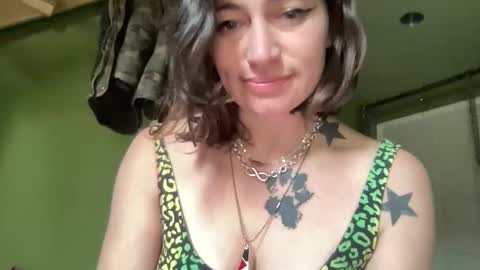 ariel  colin when hes here online show from January 10, 2026, 4:42 pm