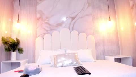 Arietta online show from February 4, 2026, 11:38 am