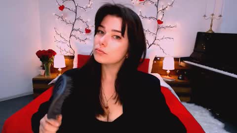 Ari online show from November 26, 2025, 9:10 am