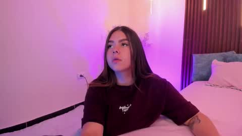 Snapshot of ariianabaker chatting on February 9, 2026, 1:37 pm Arianna online show from February 9, 2026, 1:37 pm