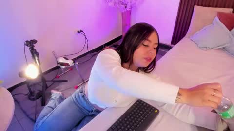 Snapshot of ariianabaker chatting on February 22, 2026, 2:04 pm Arianna online show from February 22, 2026, 2:04 pm