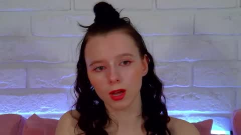 Arinakubrick online show from April 11, 2026, 4:44 pm