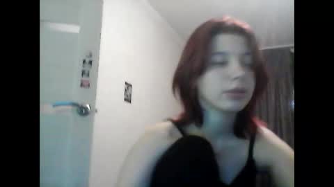 Snapshot of arinastella27 chatting on November 2, 2025, 7:05 pm arinastella27 online show from November 2, 2025, 7:05 pm