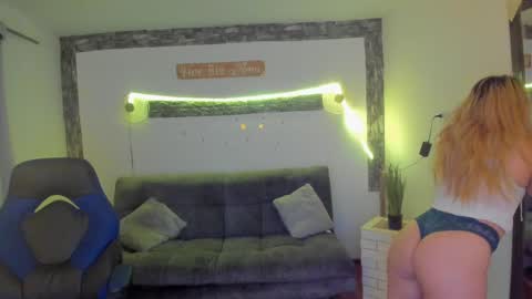 arisha_katy1 online show from March 6, 2025, 1:48 am