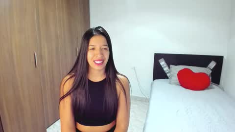 Snapshot of aristena_01 chatting on February 14, 2026, 1:13 am aristena_01 online show from February 14, 2026, 1:13 am