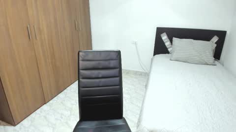 Snapshot of aristena_01 chatting on February 15, 2026, 1:46 am aristena_01 online show from February 15, 2026, 1:46 am