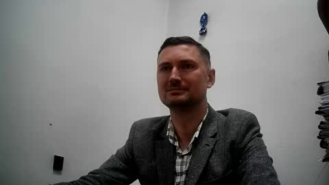 Snapshot of aristocratukr chatting on December 4, 2025, 4:38 pm Aristocratu online show from December 4, 2025, 4:38 pm