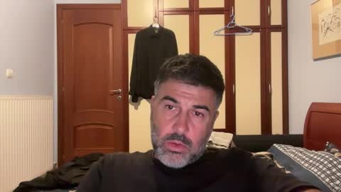 Snapshot of aristotelis_onassis chatting on November 10, 2025, 3:55 pm share online show from November 10, 2025, 3:55 pm