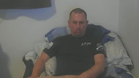 luv2benawty online show from April 22, 2026, 12:35 am