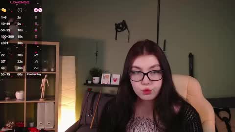 Astrid online show from March 9, 2025, 12:31 am