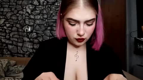 Ka Ka Katerina online show from April 20, 2026, 3:04 pm