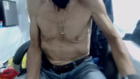 armaduradeacero online show from February 8, 2025, 7:59 am