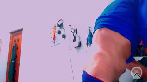 armaduradeacero online show from October 9, 2025, 8:45 am