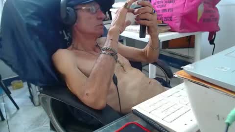 armaduradeacero online show from January 12, 2026, 6:24 pm