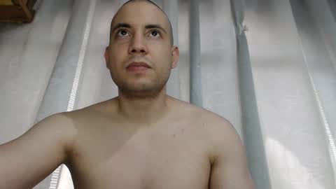 ARMANDO online show from October 31, 2025, 5:14 pm