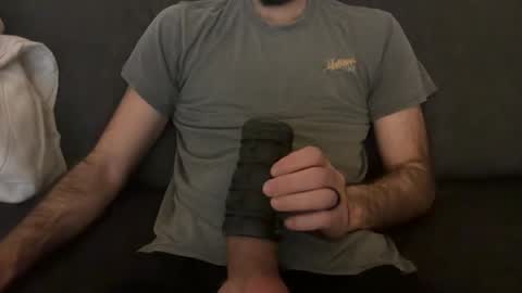 Snapshot of armoman12 chatting on February 13, 2025, 3:56 pm Armoman online show from February 13, 2025, 3:56 pm