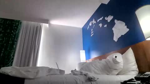 Snapshot of armstrong1718 chatting on October 11, 2025, 2:00 am armstrong1718 online show from October 11, 2025, 2:00 am