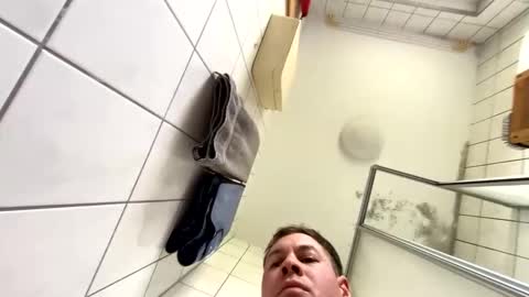 Snapshot of armyskater32 chatting on November 18, 2025, 11:25 am armyskater32 online show from November 18, 2025, 11:25 am