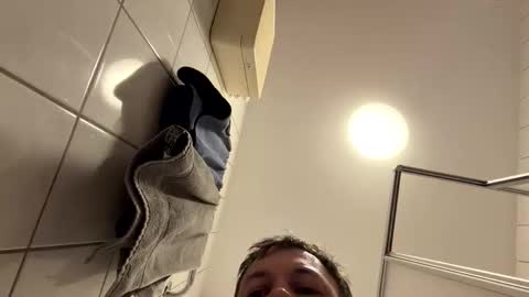 armyskater32 online show from March 31, 2026, 9:15 pm