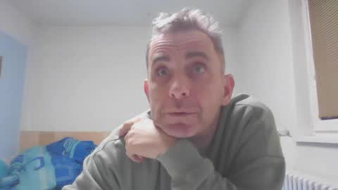 Snapshot of aromannn chatting on December 25, 2024, 5:15 pm aromannn online show from December 25, 2024, 5:15 pm