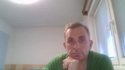 Snapshot of aromannn chatting on November 27, 2025, 2:19 pm aromannn online show from November 27, 2025, 2:19 pm