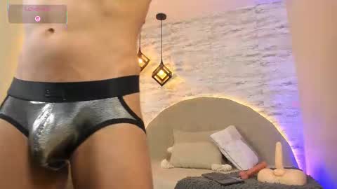 ARON BOLT online show from March 10, 2026, 3:33 am