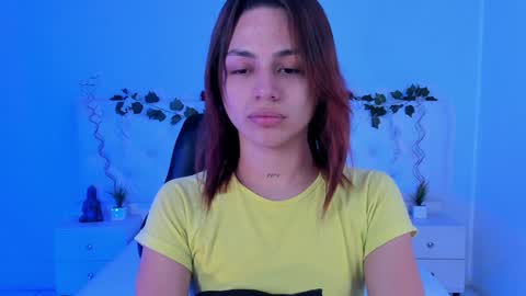 Aron cruz  online show from January 13, 2025, 1:39 pm