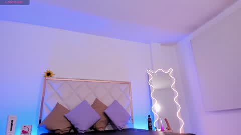 Snapshot of aron_tay chatting on January 11, 2025, 3:34 am your aron online show from January 11, 2025, 3:34 am