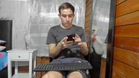 Aron G Franco online show from December 14, 2024, 8:40 pm