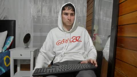 Aron G Franco online show from February 12, 2025, 2:35 am