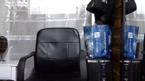 Aron G Franco online show from September 17, 2025, 7:04 pm