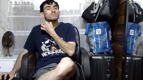 Aron G Franco online show from October 15, 2025, 7:25 pm