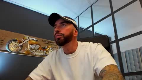 AronGrant online show from September 23, 2025, 10:40 am