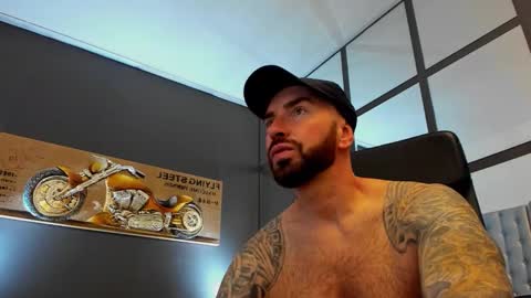 AronGrant online show from October 16, 2025, 8:48 am