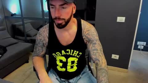 AronGrant online show from December 19, 2025, 10:00 am