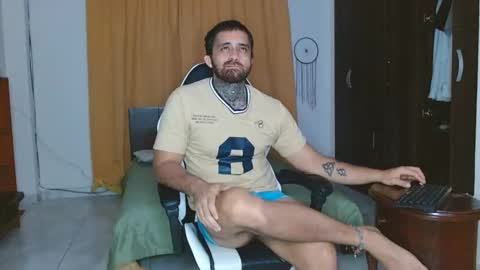 aronmiller online show from December 3, 2024, 1:30 am