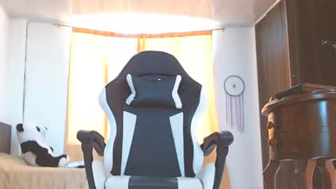 aronmiller online show from January 23, 2025, 2:17 pm