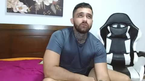 aronmiller online show from September 25, 2025, 10:46 pm