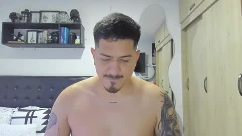 Snapshot of aronwilliams69 chatting on October 31, 2025, 1:28 am ARON Independent model online show from October 31, 2025, 1:28 am