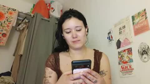 arrosemoi online show from April 8, 2026, 11:48 pm