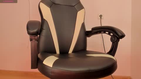 Arshi online show from December 17, 2025, 7:20 pm