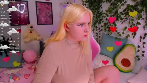 Snapshot of art_lovee_ chatting on February 18, 2026, 1:34 am art_lovee_ online show from February 18, 2026, 1:34 am