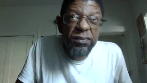 Snapshot of arteblazze chatting on March 2, 2025, 1:27 pm Arteblazze not daddy boy bitch or nigga online show from March 2, 2025, 1:27 pm