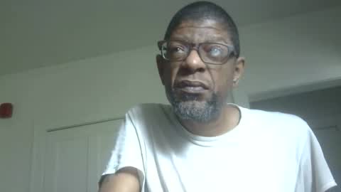 Snapshot of arteblazze chatting on May 14, 2026, 4:58 pm Arteblazze not daddy boy bitch or nigga online show from May 14, 2026, 4:58 pm