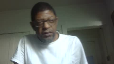 Snapshot of arteblazze chatting on June 1, 2026, 1:57 pm Arteblazze not daddy boy bitch or nigga online show from June 1, 2026, 1:57 pm
