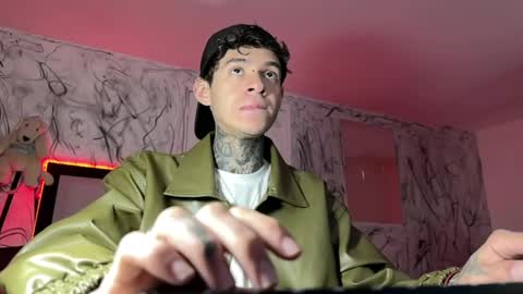   online show from January 31, 2025, 3:00 pm