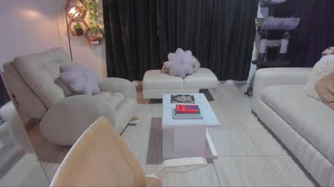 FENIX online show from April 8, 2026, 4:01 am