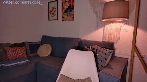 Lina online show from December 14, 2024, 3:29 am